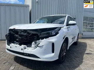 DFSK E5 1.5 PHEV L2 SCHADEAUTO!!