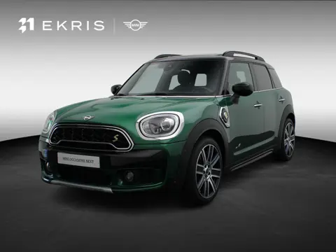 MINI Countryman Cooper S E ALL4 Chili + MINI Yours Trim Pakket + Visibility Package + Panoramadak + 