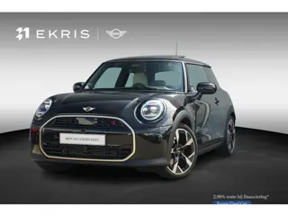 MINI 3-deurs Cooper S | Favoured Uitvoering | Pakket XL | Harman Kardon | Driving Assistant Professi
