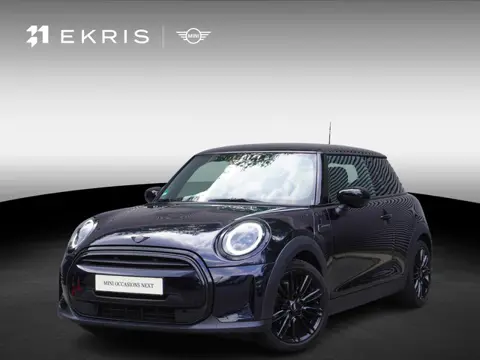 MINI 3-deurs Cooper C Classic Uitvoering | Premium Go Pakket | 17 inch LM Tentacle Spoke black | Pia