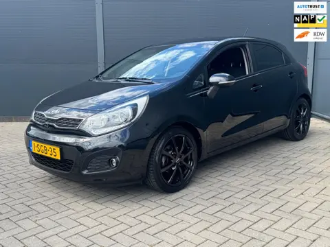 Kia Rio 1.2 CVVT Super Pack / Carplay / Nap