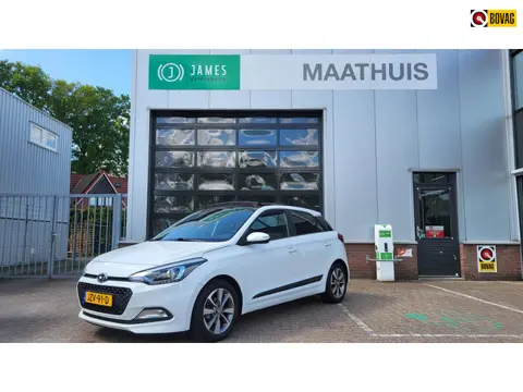 Hyundai I20 1.2 HP i-Motion Premium panorama dak-stoel verwarming