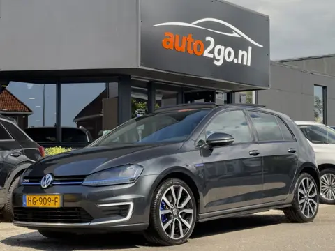 Volkswagen Golf 1.4 TSI AUT6 GTE PANODAK SPORT-INT NAVI PARKPILOT LED LMV PDC