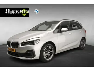 BMW 2 Serie Active Tourer 218i Automaat Sportline / Trekhaak / PDC / Climate / Cruise / LED / Head-u