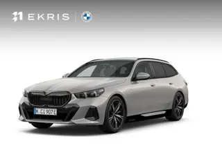 BMW 5 Serie 530e Touring | M Sportpakket Pro | Innovation Pack | Travel Pack | Comfort Pack