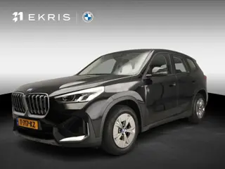 BMW iX1 xDrive30 | LED | Leder | Navigatie | Sportstoelen | Stoelverwarming | DAB | Harman-kardon so