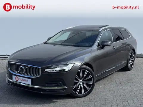 Volvo V90 B4 Plus Bright Trekhaak 2000kg Panoramadak Harman/Kardon | Adaptive Cruise Control | 360 C
