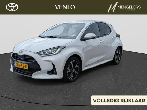 Toyota Yaris 1.5 Hybrid 115 First Edition RIJKLAAR | Climate Control | Camera | Apple Carplay-Androi