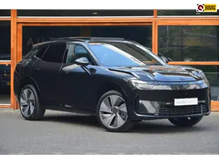 Lynk & Co 08 More | 200km elektrisch rijbereik | Massage | Panoramadak | 360° Camera | Apple CarPlay