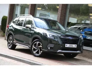 Subaru Forester 2.0i e-BOXER Premium Schuifdak Leer Navi HK Camera ACC