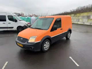 FORD TRANSIT CONNECT 1.8 TDCI / AIRCO / TREKHAAK / NETTE STAAT