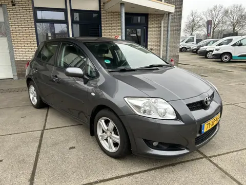 Toyota Auris 1.6-16V Sol (bj 2007)