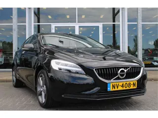 Volvo V40 T3 153PK Nordic+ | Trekhaak | Verw. Voorruit | Verw. Voorstoelen | Standkachel | PDC Achte