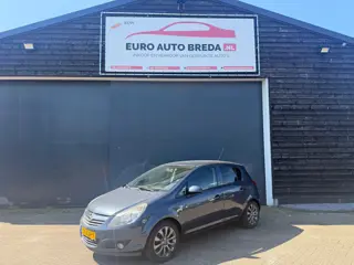 Opel Corsa 1.2-16V '111' Edition