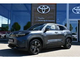 Toyota Urban Cruiser Executive 61 kWh | Nieuw | Panoramadak | JBL-audio | 360 graden camera |