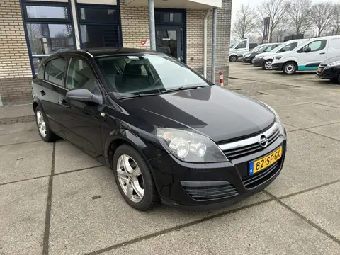 Opel Astra 1.6 Enjoy (bj 2005)