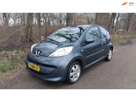Peugeot 107 1.0-12V XS AUTOMAAT