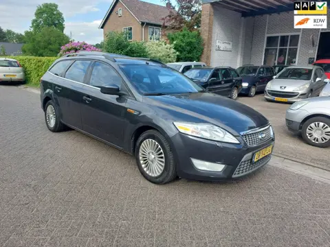 Ford Mondeo Wagon 2.0-16V Titanium