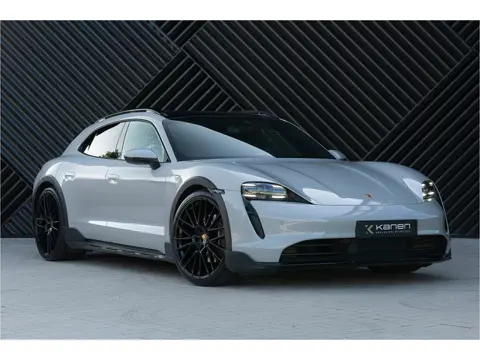 Porsche Taycan Cross Turismo 4 93 kWh ACC Pano Luchtv Camera Ambient Sportchrono Plus