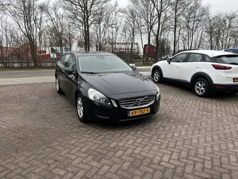 Volvo V60 1.6 T3 TREKHAAK CLIMA NAVI CRUISE (bj 2012)