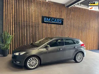Ford Focus 1.5 Titanium AUTOMAAT, Navi, TRkhaak