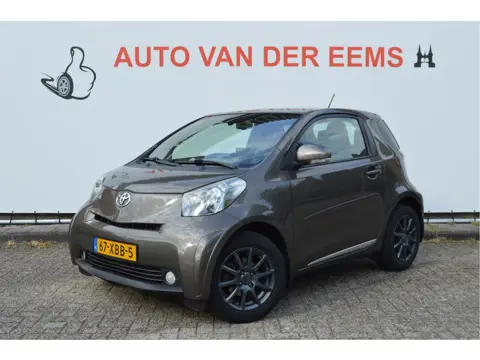 Toyota iQ 1.0 VVTi Aspiration Bronze NL-Auto / Climate control / Lmv