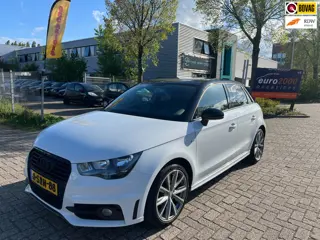 Audi A1 Sportback 1.2 TFSI S-LINE - AIRCO - NAVIGATIE - NAP !