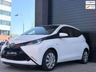 Toyota Aygo 1.0 VVT-i x Automaat | 99.532 km | Airco | Achteruitrijcamera | Zuinig en ideale stadsau