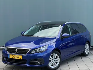 Peugeot 308 SW BWJ 2018 | 1.2PT BL 111PK Executive | TREKHAAK | PANO DAK | PDC | PRIVACY GLASS | CLI