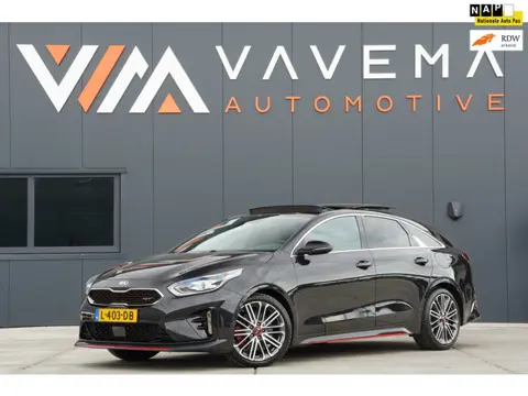 Kia ProCeed 1.6 T-GDI GT 204PK Automaat Pano Stoelverwarming Memory Navi Carplay executive Cruise co