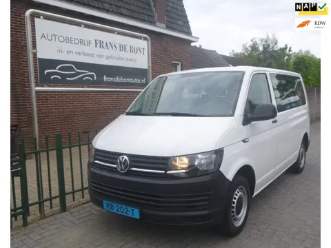 Volkswagen Transporter Kombi 2.0 TDI L1H1 9 persoons airco € 10,750 ex btw