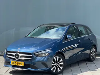 Mercedes-Benz B-Klasse BWJ 2022 | 250 e 218PK AUTOMAAT VOL!! | PANO DAK | LEER | TREKHAAK | STOELVER
