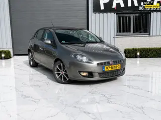 Fiat Bravo 1.4 T-Jet Dynamic Automaat/ Airco/Cruise Control/PDC