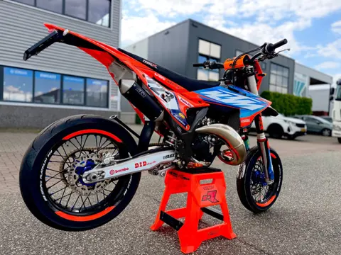 KTM 125 EXC TPI 2025 model A1 Rijbewijs Supermoto Supermotard GARANTIE!