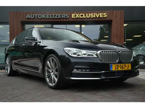 BMW 7-serie 740i High Executive Individual Dealer Onderhouden Schuifdak Adaptieve Cruise Harman/Kard