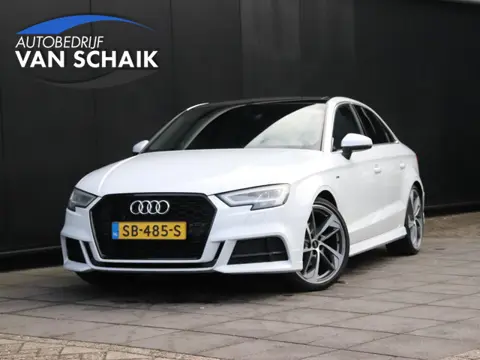 Audi A3 Limousine 1.5 TFSI CoD S Line Edition | S-TRONIC | PANO-DAK | STOELVERW. | LEDER | TREKHAAK 