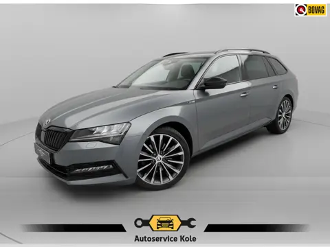 Skoda Superb Combi 1.5 TSI ACT * Sideassistent * Memory * Trekhaak * Achterbank verwarmd *