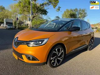 Renault Scénic 1.3 TCe Bose / automaat / panorama / half/leder / pdc / navi / dealer.onder / camera 