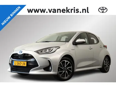 Toyota Yaris 1.5 Hybrid Dynamic, Stoelverwarming