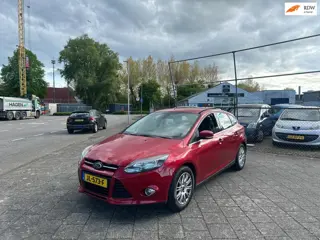 Ford Focus 1.6 EcoBoost Titanium MOTOR NIET GOED!!! Airco Stoelverwarming Cruise!!!