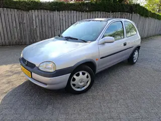 Opel Corsa 1.2i-16V Strada Cool AUTOMAAT | AIRCO | RADIO | LMV | ELEKTRISCHE RAMEN