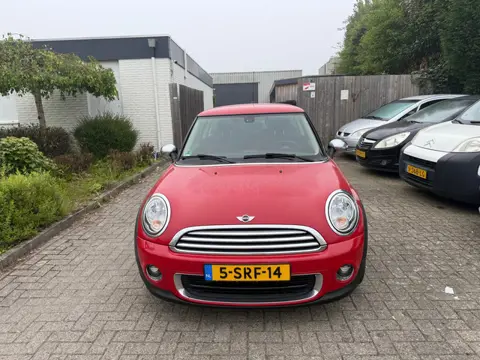Mini Mini 1.6 One Holland Street