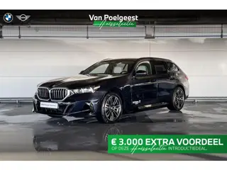 BMW 5 Serie Touring 530e | M Sportpakket | Innovation Pack | Travel Pack | Comfort Pack | Trekhaak |