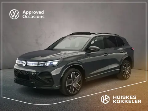 Volkswagen Tiguan R-Line Edition 1.5 TSI eHybrid 272pk DSG Automaat Trekhaak, Panoramadak, Black sty