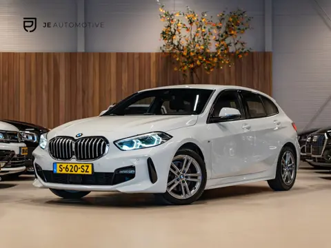 BMW 1-serie 118i M Sport High Executive, Apple Carplay, Digi Dash, Voll Led, Navi, Cruise, Amiënte L