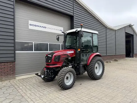 Knegt 504 GT tractor met cabine en fronthef DEMO