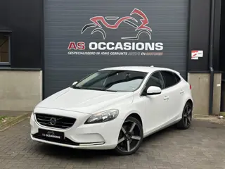 Volvo V40 2.0 D4 - EURO 6 - Airco - Navi - Cruise
