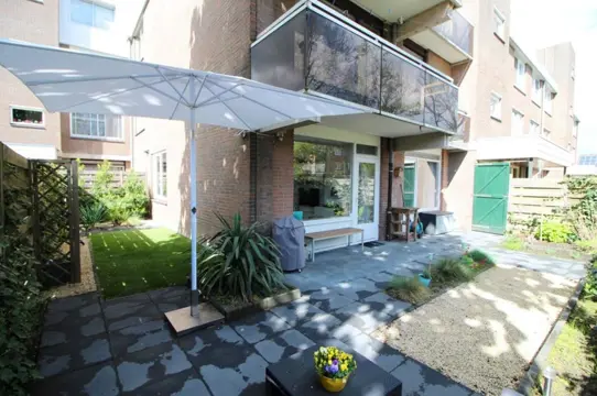 Woning aan de In de Papiermolen te Duivendrecht