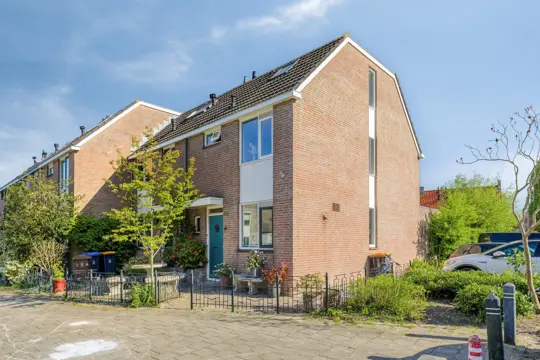 Woning aan de Looijersdijk te Breukelen