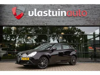 Alfa Romeo Giulietta 1.4 T Distinctive , Cruise control, Stoelverwarming,